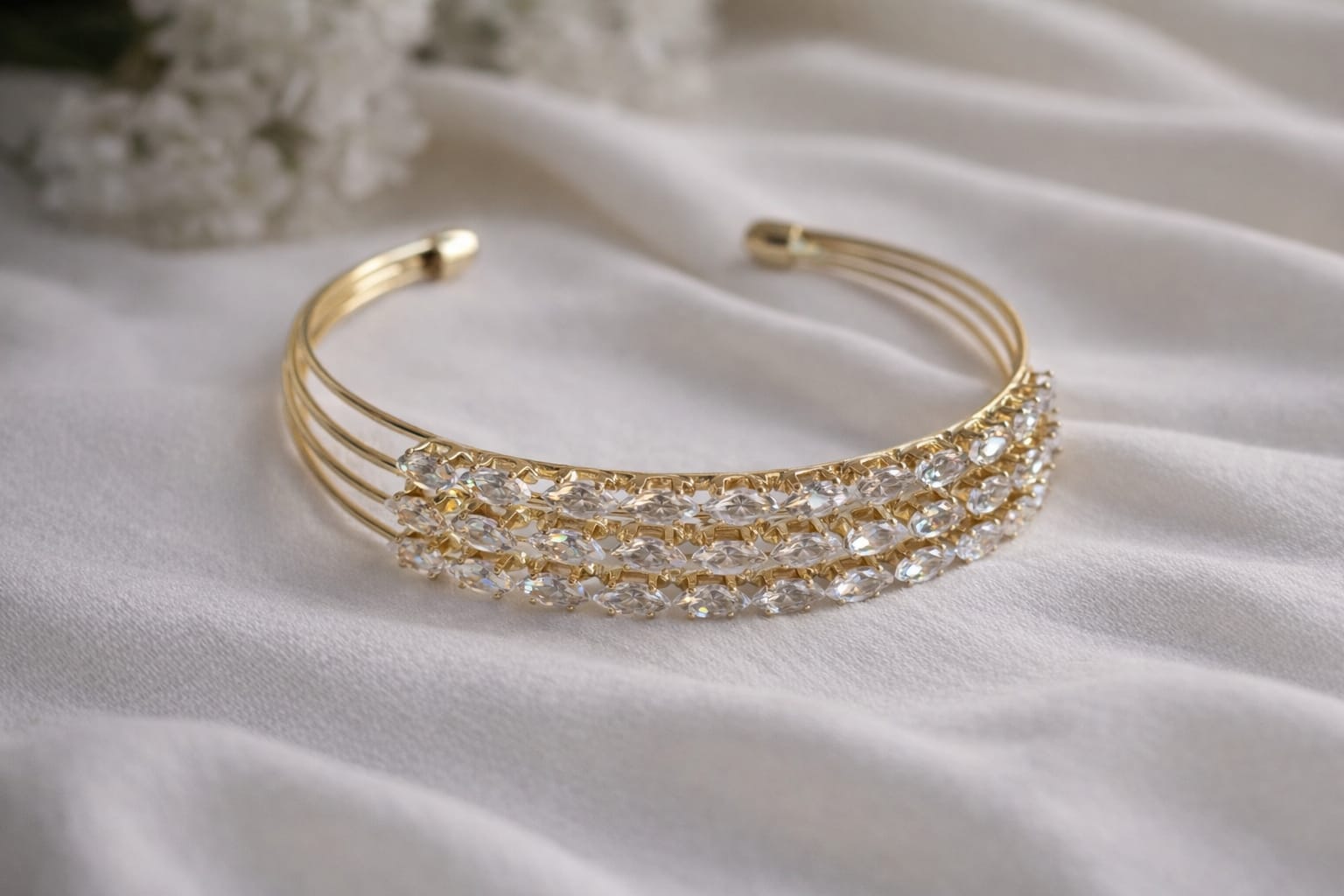 TAŞLI GOLD BİLEKLİK