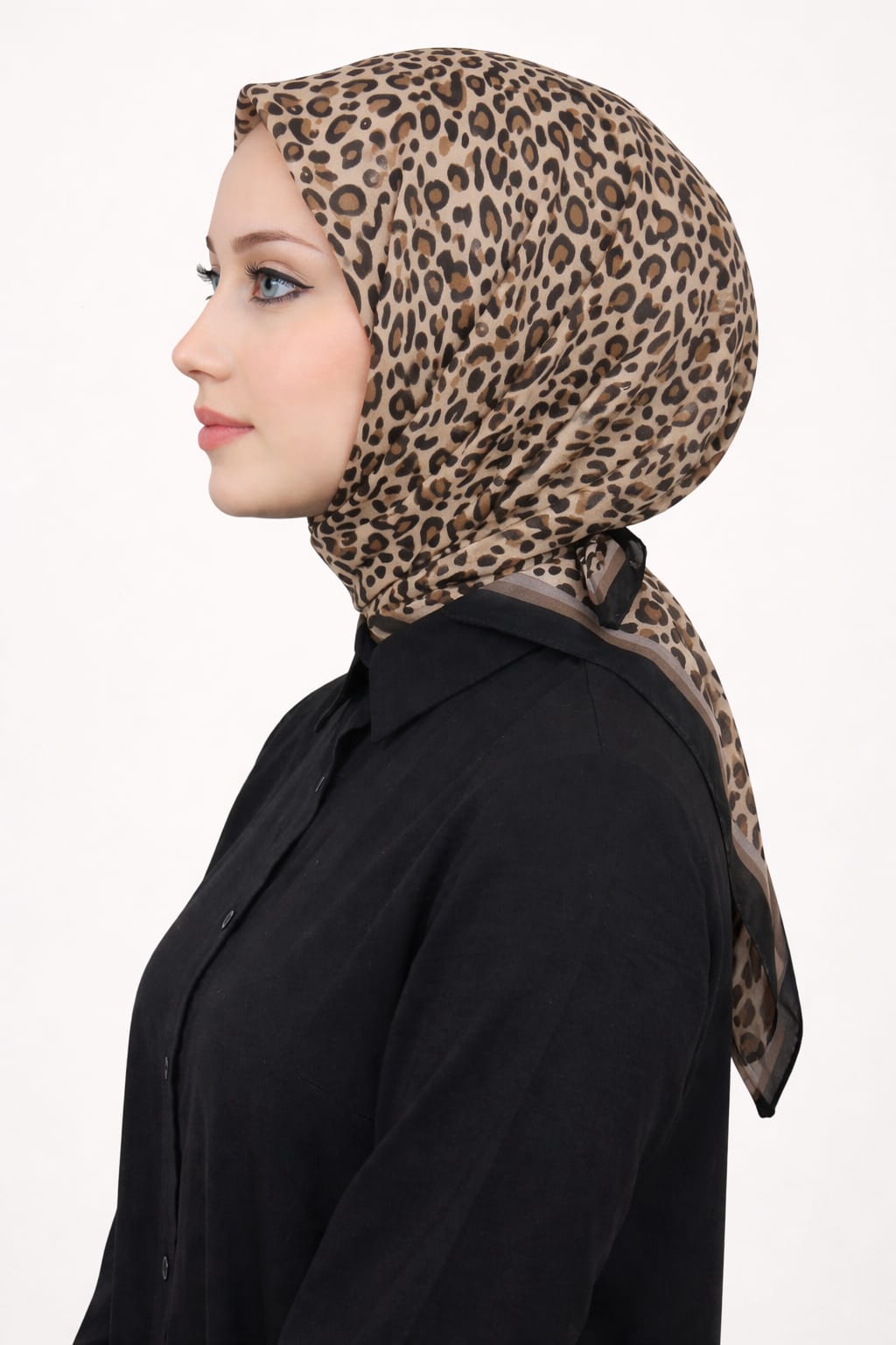 SİYAH KENARLI KAHVERENGİ EŞARP